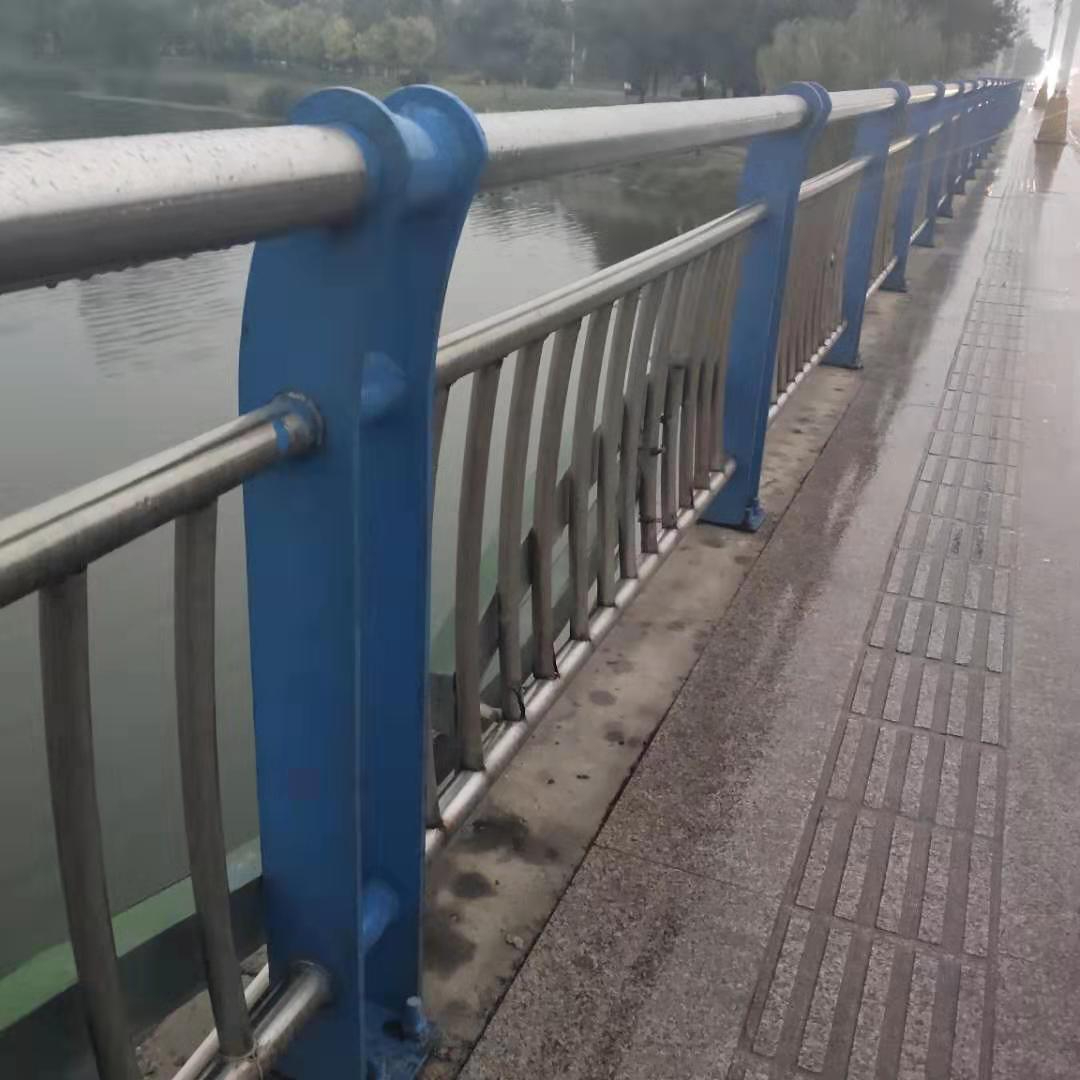 河道護欄